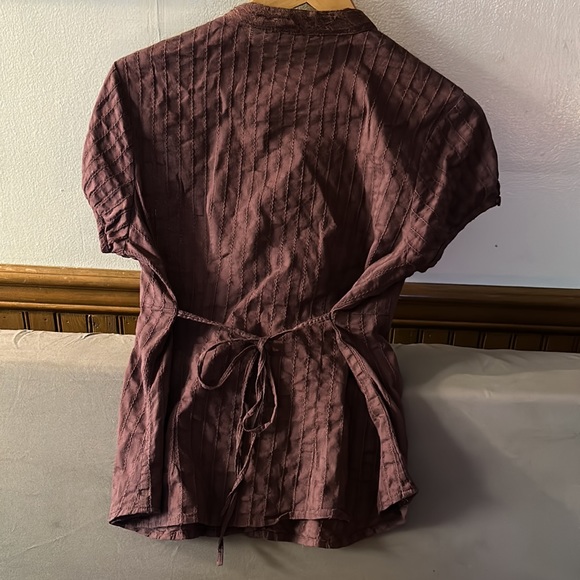 GNW button up blouse - Picture 2 of 3